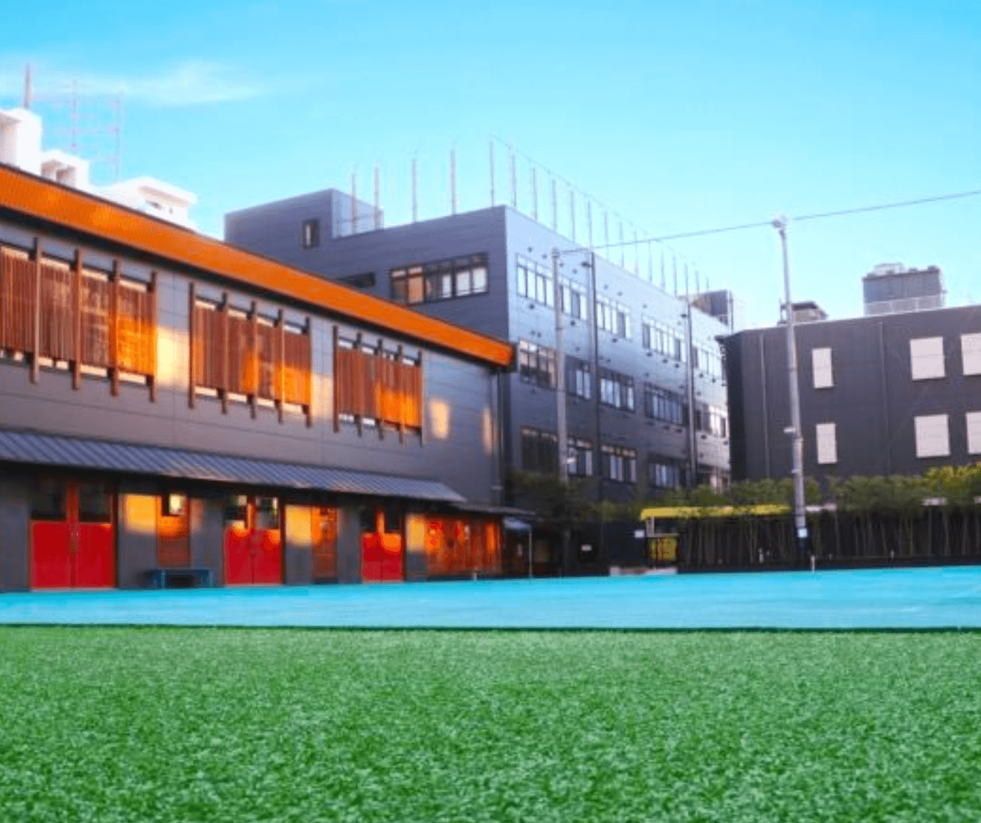 Tokyo International School (TIS)